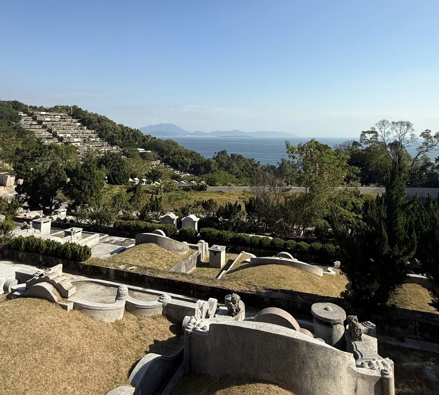Memorial to Dr. Liu's grandparents in Shenzhen
